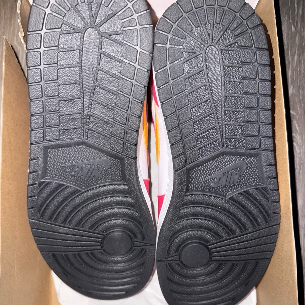 Men’s Air Jordan 1 Retro High OG Fusion - Picture 4 of 4